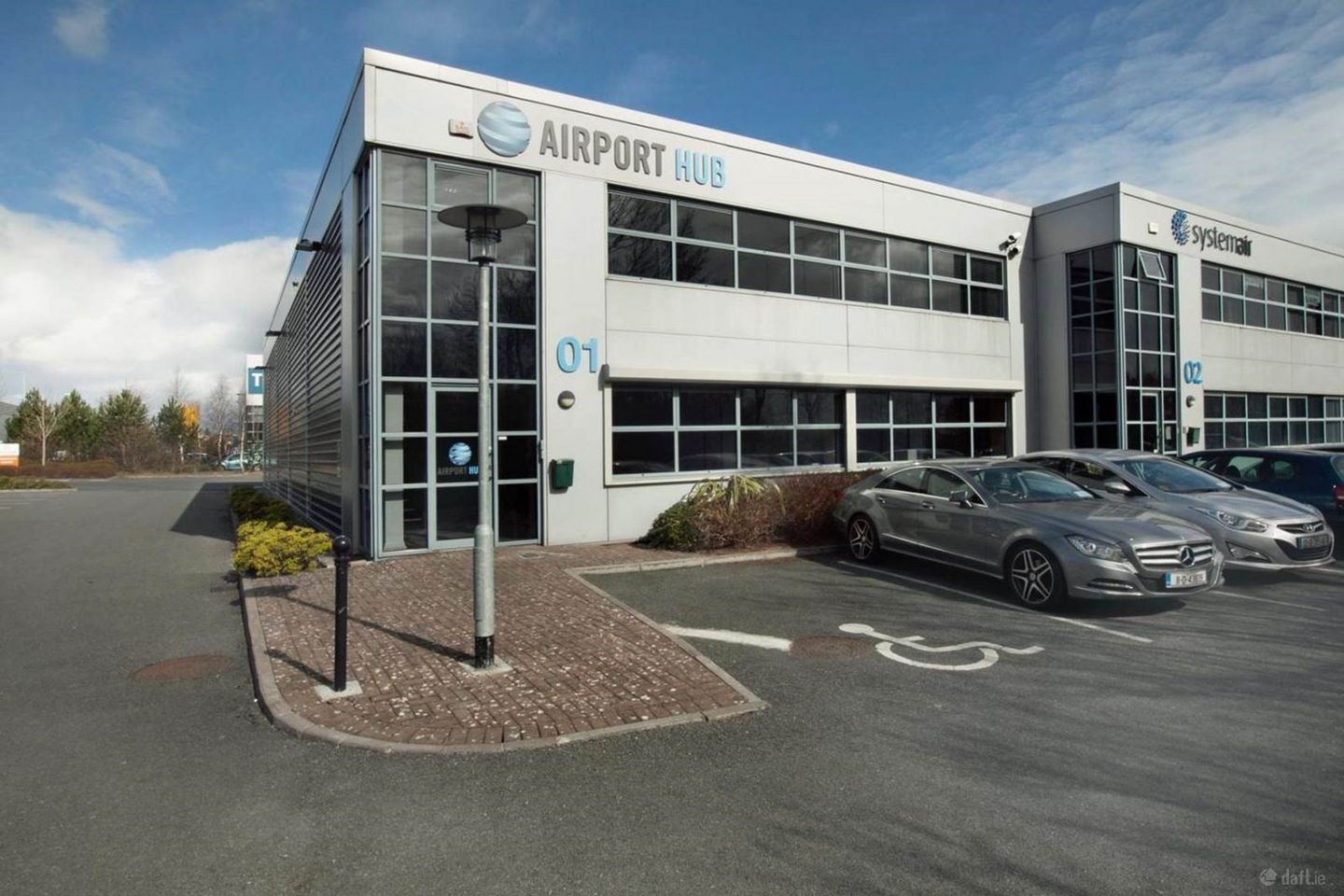 The Airport Hub, Furry Park Industrial Estate, Dublin 9, D09W5YV