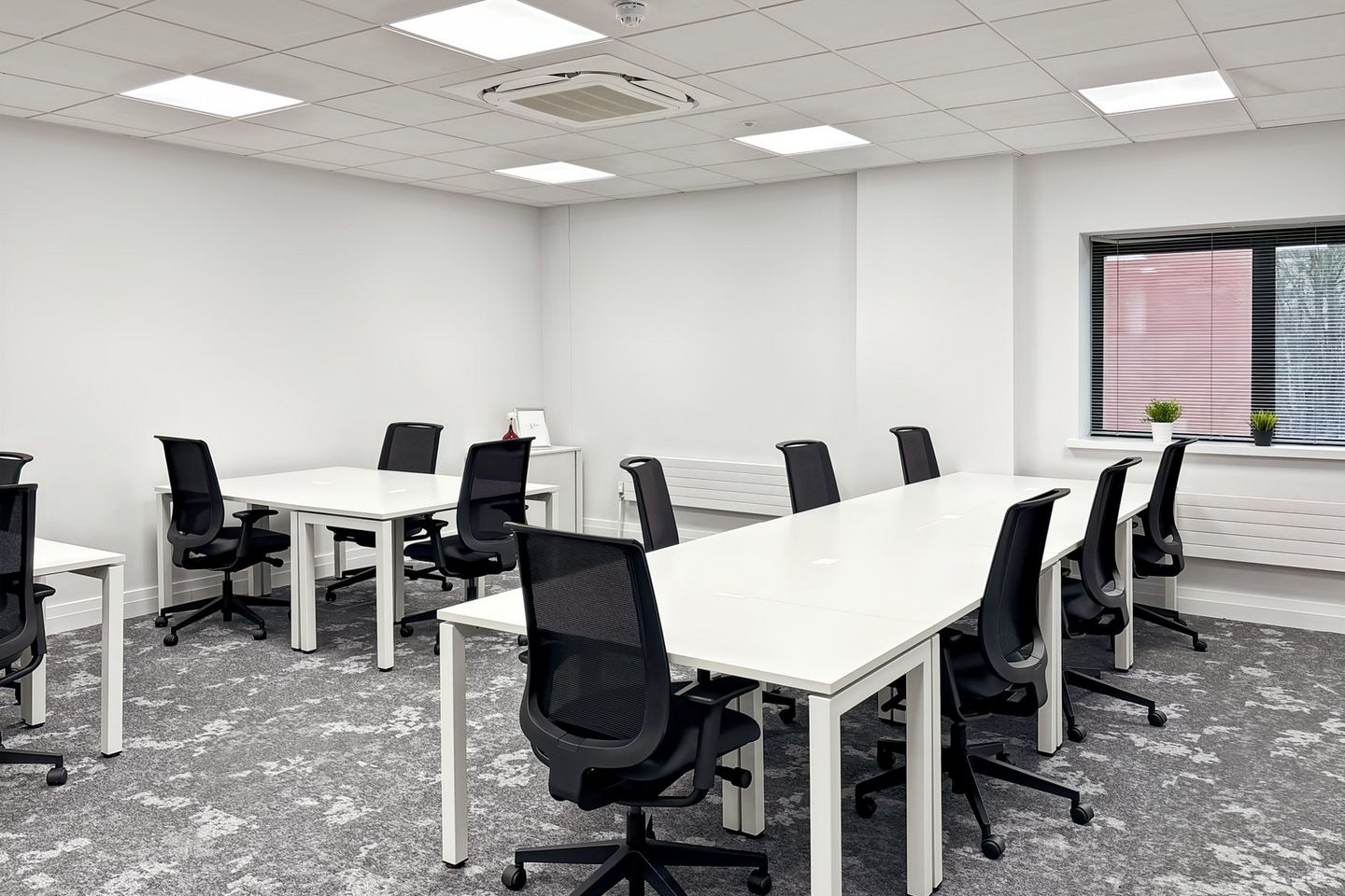 Citywest Business Campus, 3054, Lake Drive, Tallaght, Co. Dublin