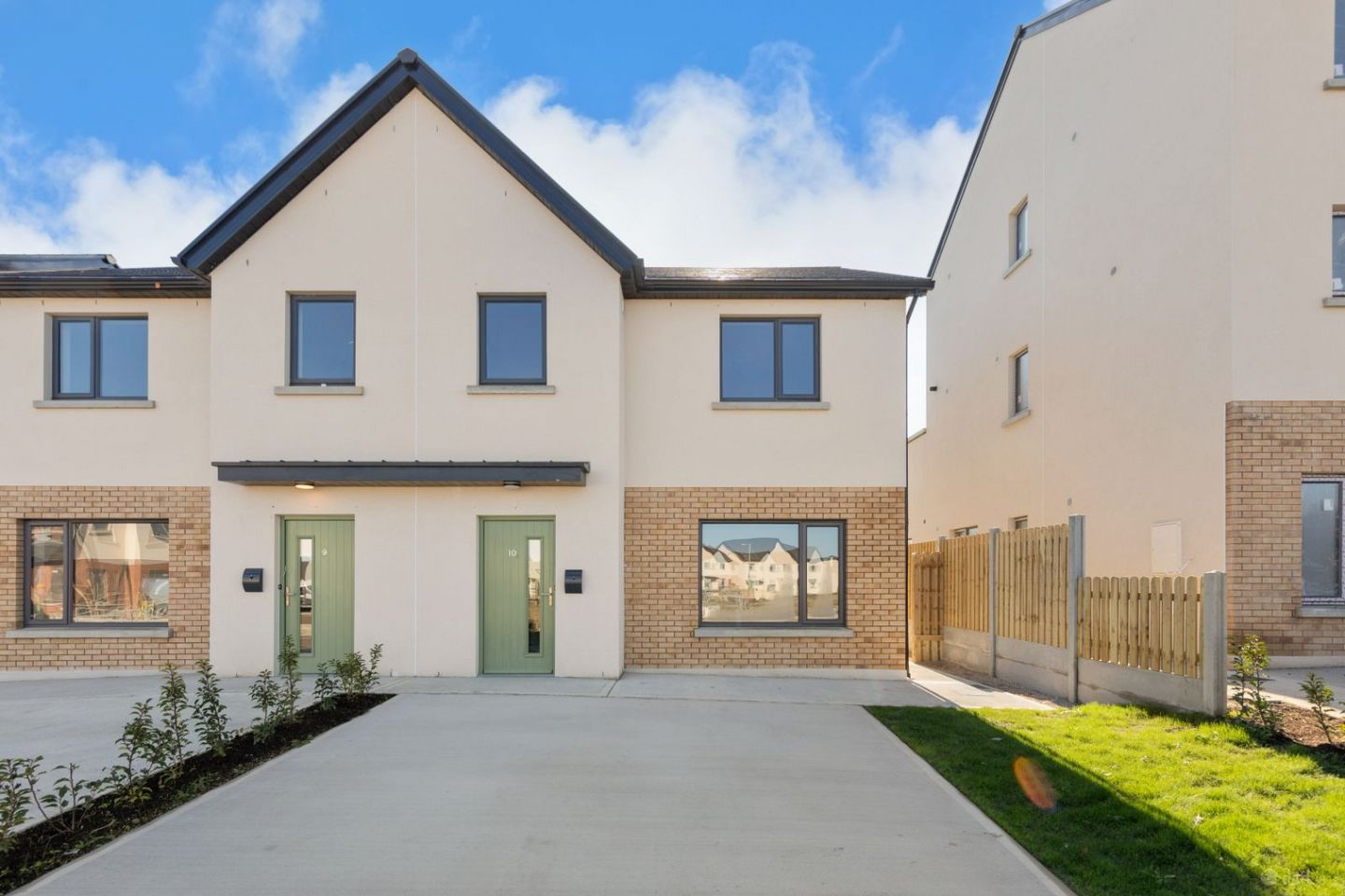 3 Bed Semi-D, Meadow Mill, Athy, Co. Kildare