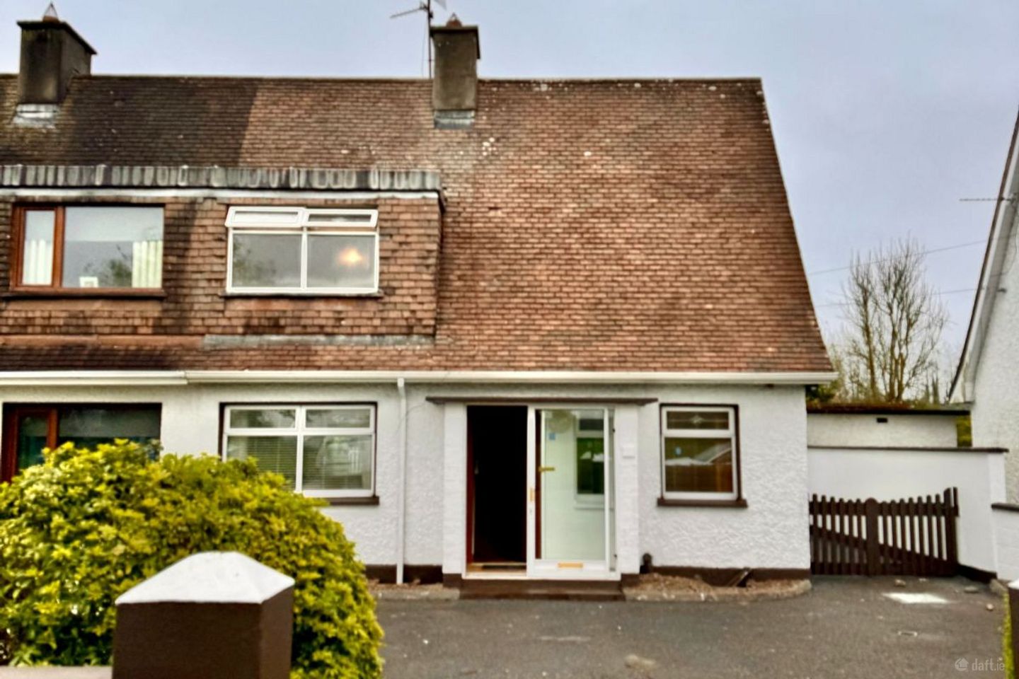 27 Altown, Garrycastle, Athlone, Co. Westmeath