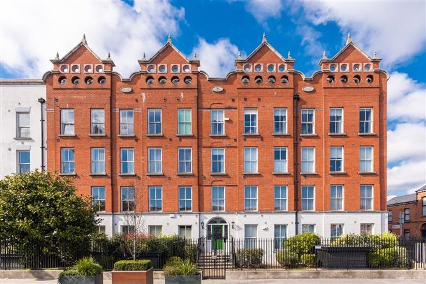 11 Derrynane Square, D07 D687, North Circular Road, Co. Dublin