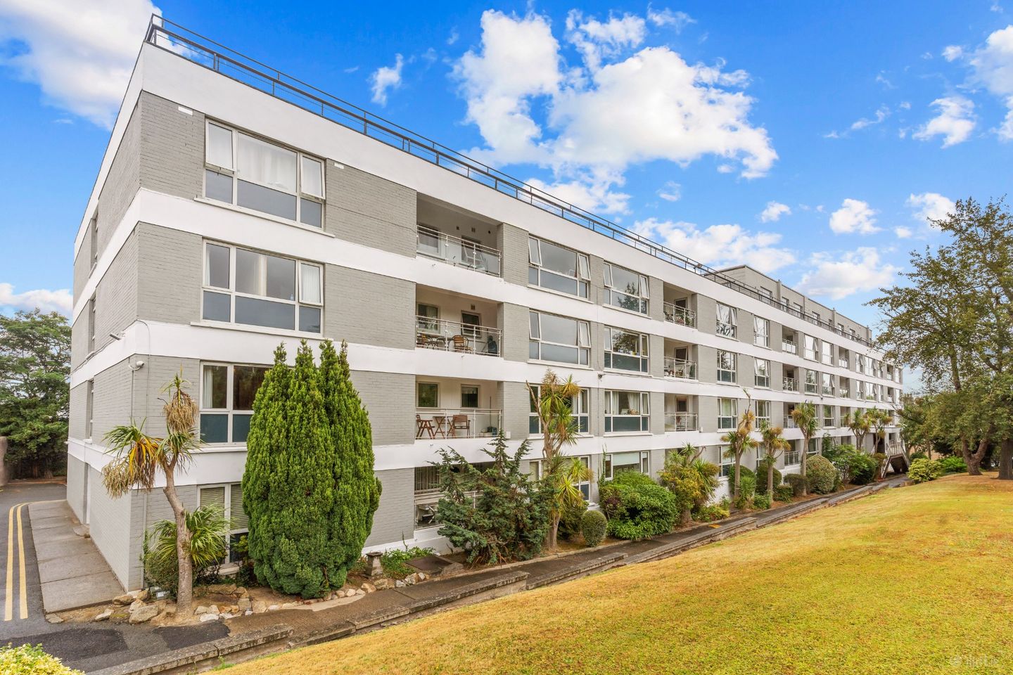 27, Ashurst, Mount Merrion Avenue, Blackrock, Co. Dublin, A94V046