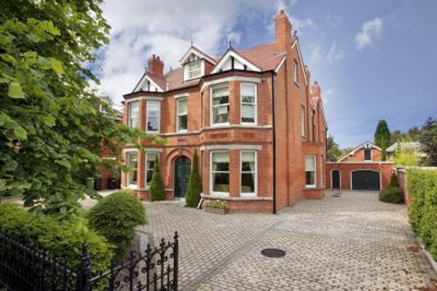 27 Orwell Park, Rathgar, Dublin 6