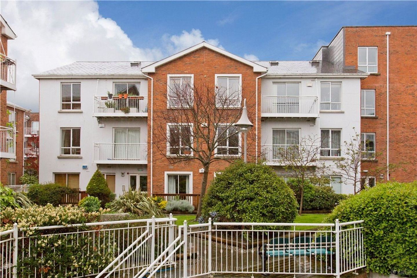 46 St James Wood, South Circular Road, Dublin 8