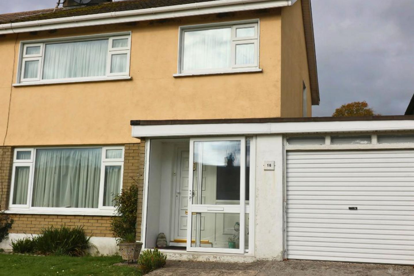 16 Clairin, Carrick on Suir, Co. Tipperary, E32XD23