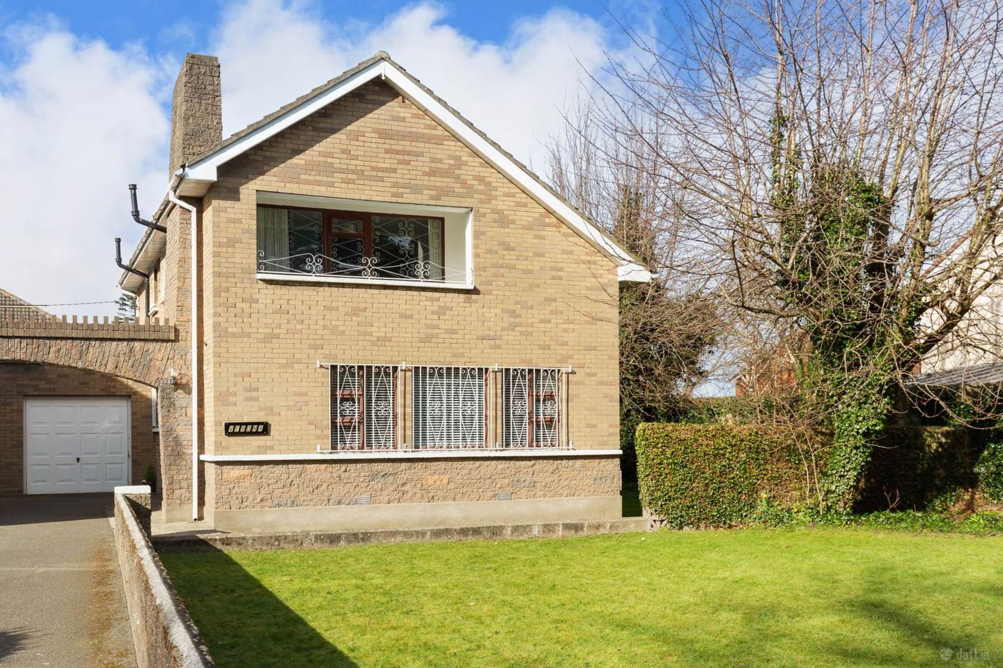 Verona, Beechpark Road, Foxrock, Dublin 18, D18X2N7