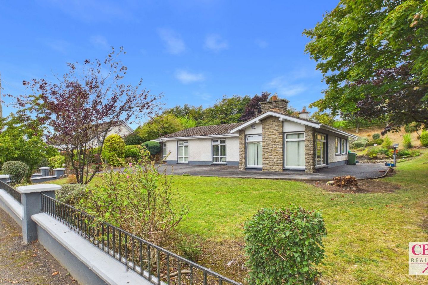 Ballymaddock, Carolow Road, Abbeyleix, Abbeyleix, Co. Laois, R32X6F5