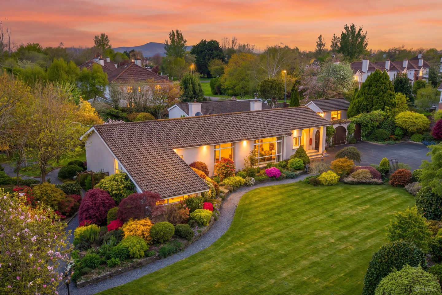 Villa Nova and Nursery Cottage, The Moyne, Enniscorthy, Co. Wexford, Y21W6R3