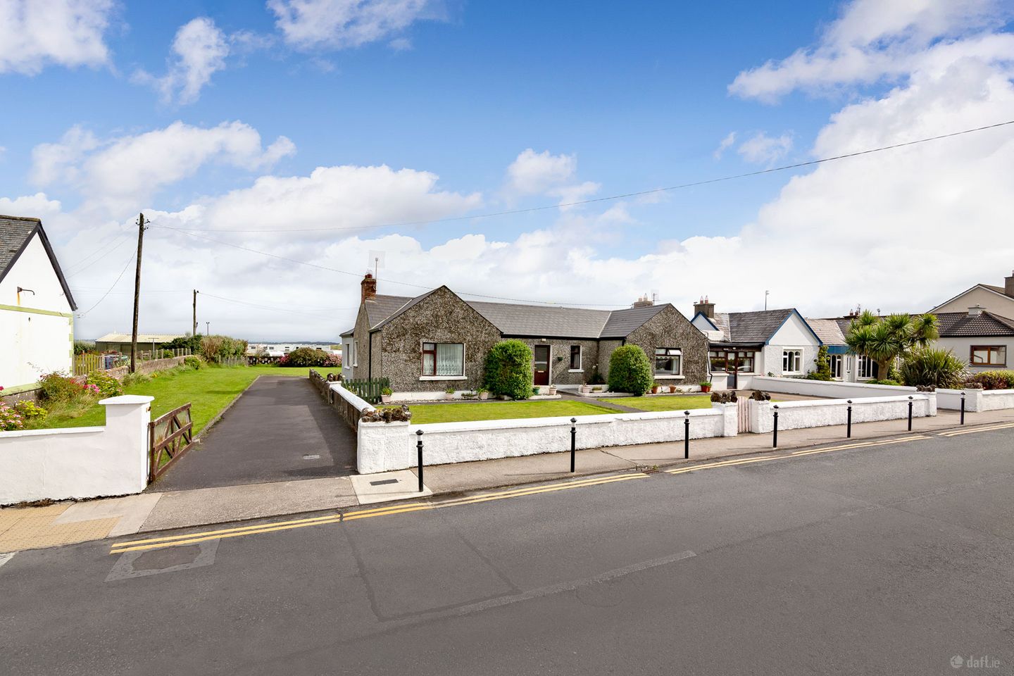 Maremma & Sunnyside, Shore Road, Strandhill, Co. Sligo, F91 V275, F91P266