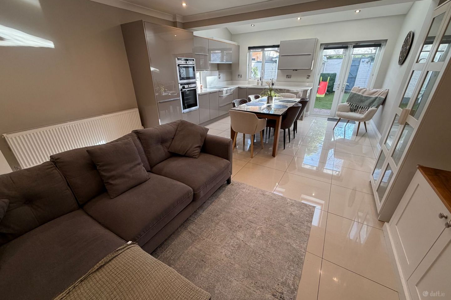 3 Bed plus Attic, Stonemasons, Broadford, Ballinteer, Dublin 16