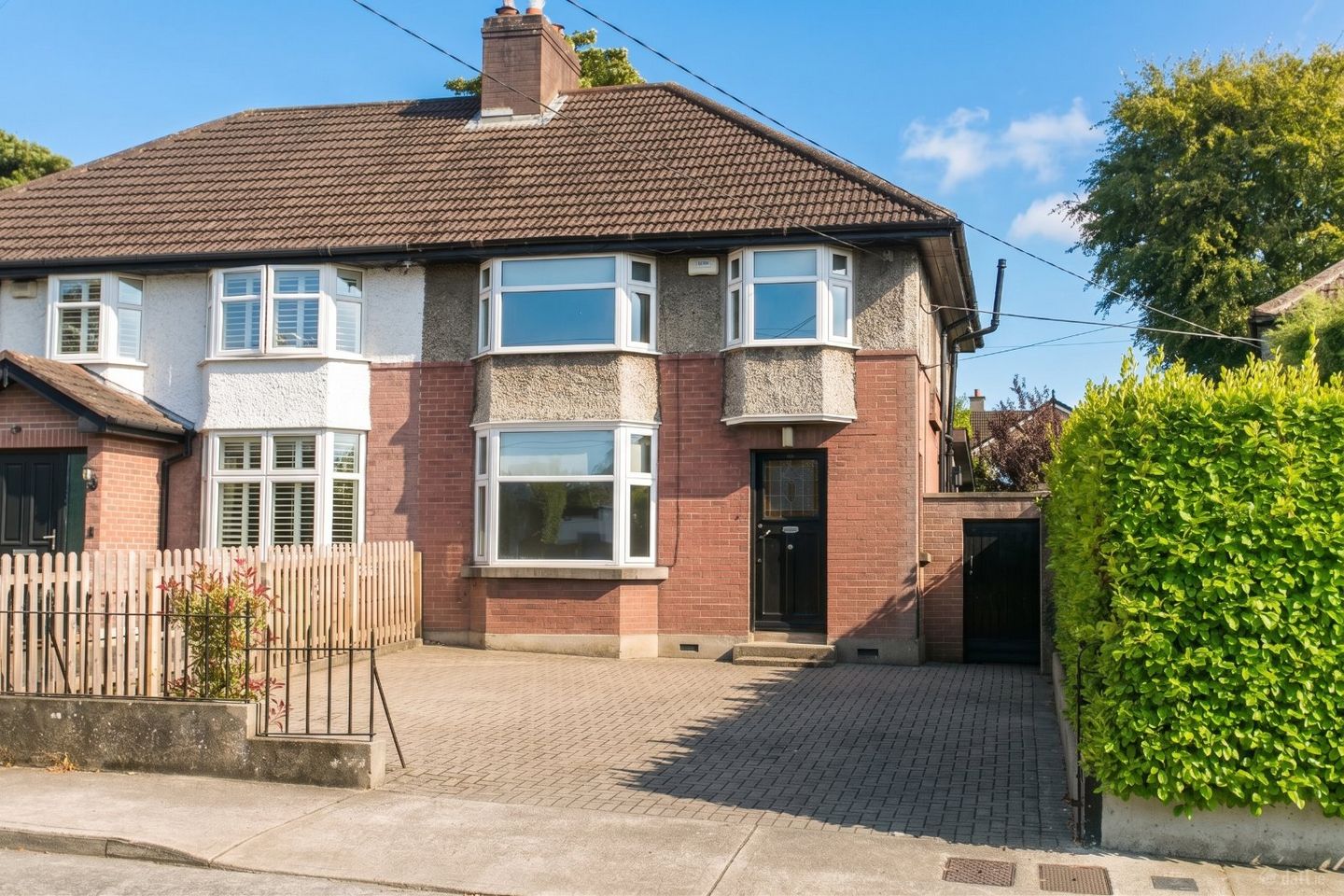 42 Annaville Park, Dundrum, Dublin 14, D14T958