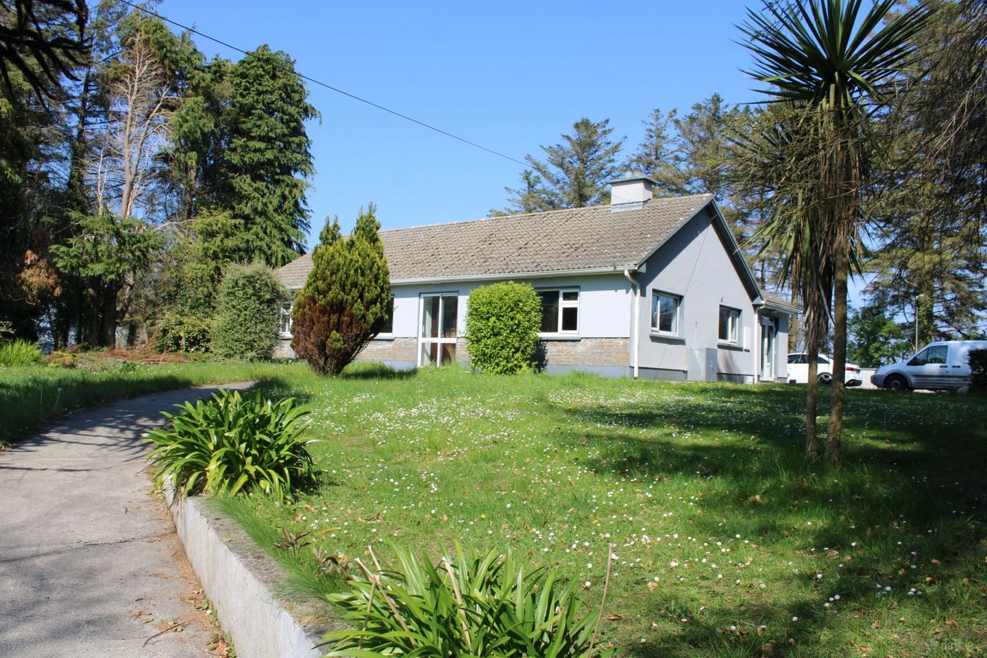 Clooneen, Dromore West, Co. Sligo, F26DY84