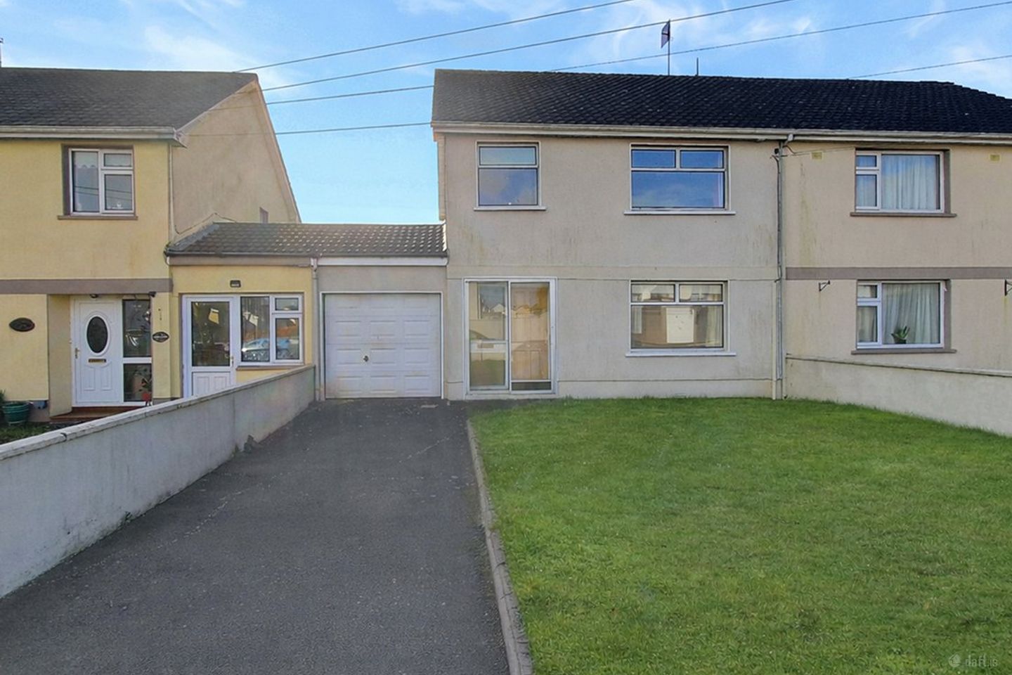 16 Castlewood Park, Ennis, Co. Clare, V95A09E