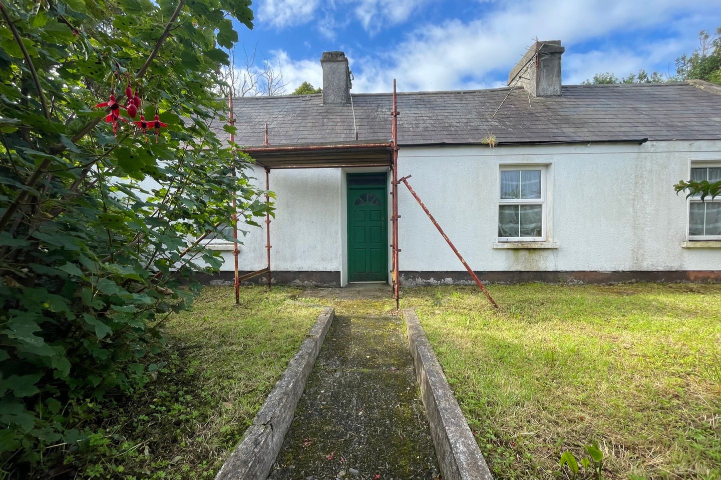 28 Acre Farm Cottage & Outbuildings, Falduff, Louisburgh, Co. Mayo, F28DD85