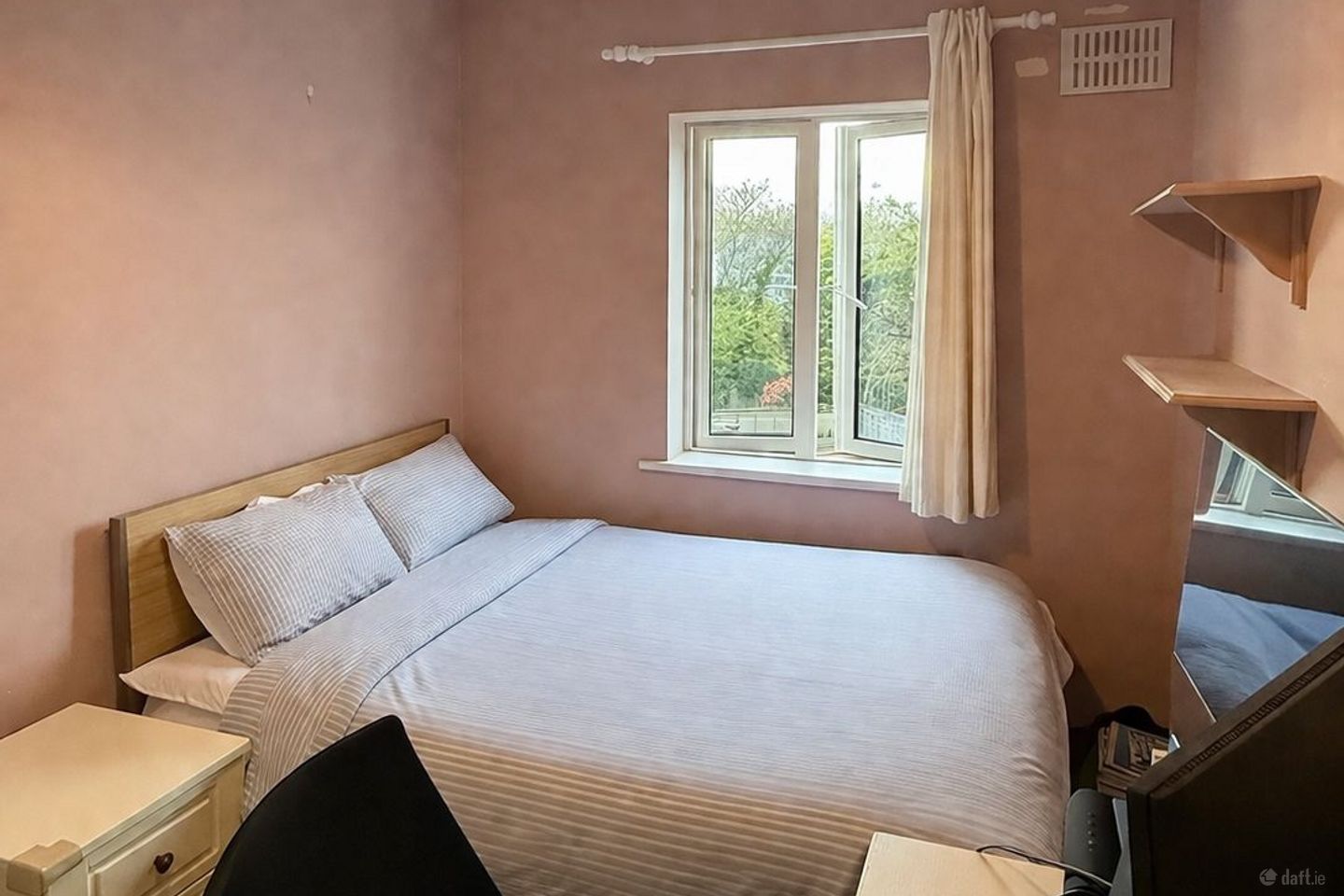 11 Merrion Strand, Dublin 4, Sandymount, Dublin 4