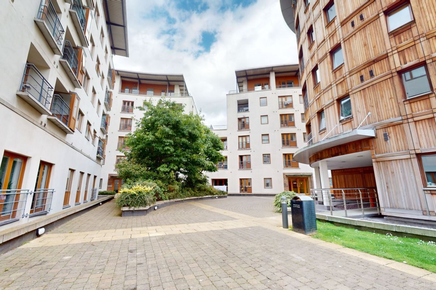 34 Spencer House, Custom House Square, Mayor Street Lower, IFSC, Dublin 1