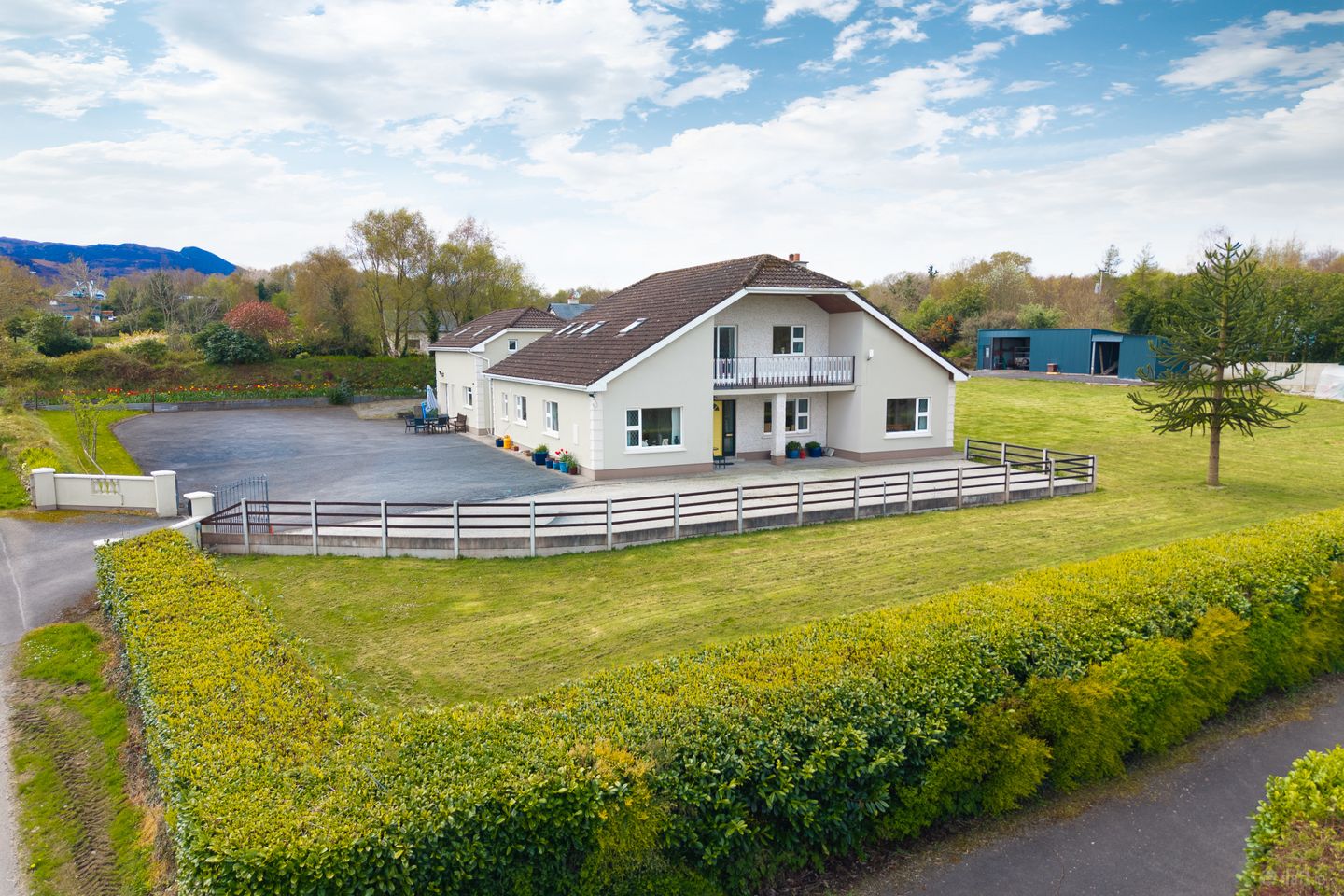 Massbrook Bay House, Massbrook South, Bofeenaun, Ballina, Co. Mayo, F26N720