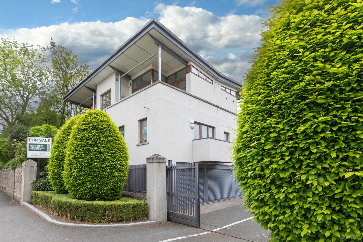7 Aubreyville, Dublin Road, Shankill, Dublin 18, D18H297