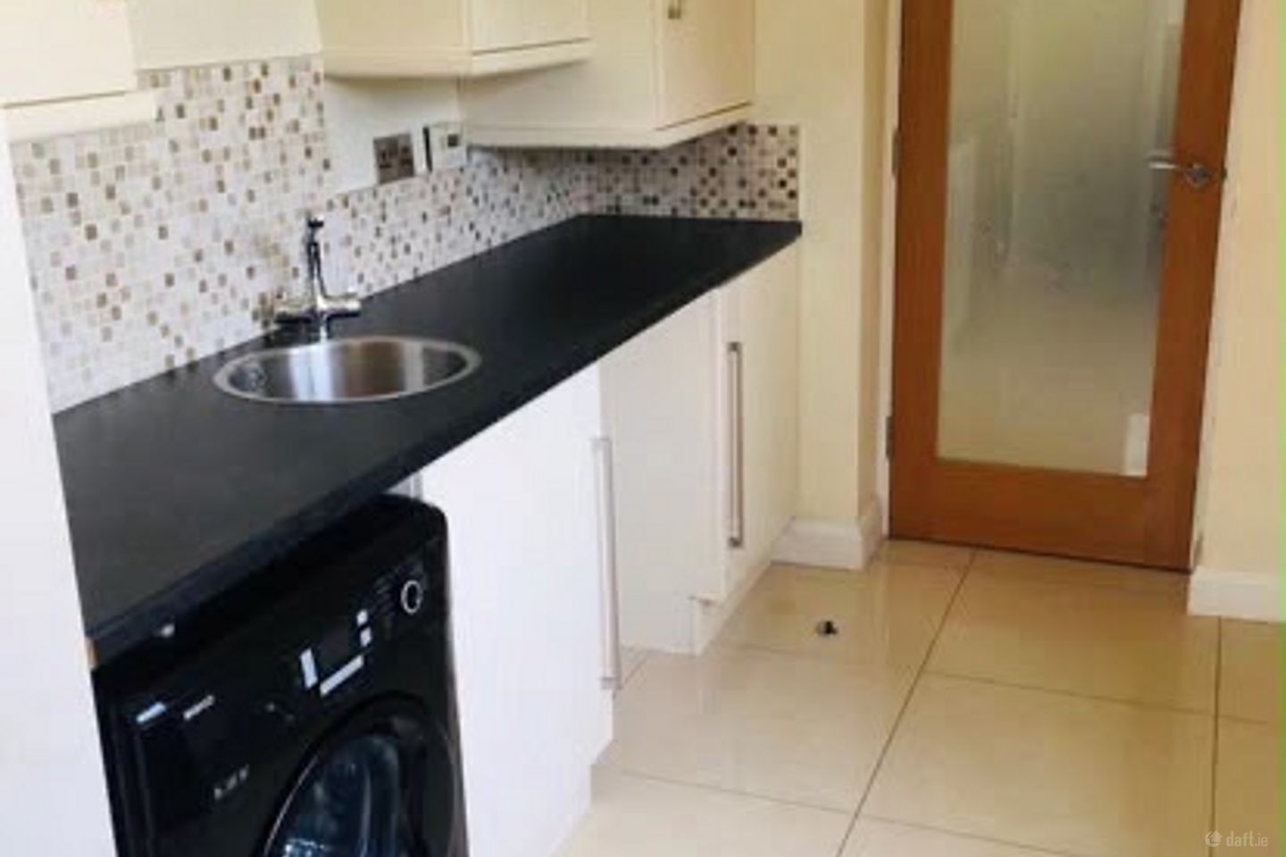 25 Collins Park, Beaumont, Dublin 9