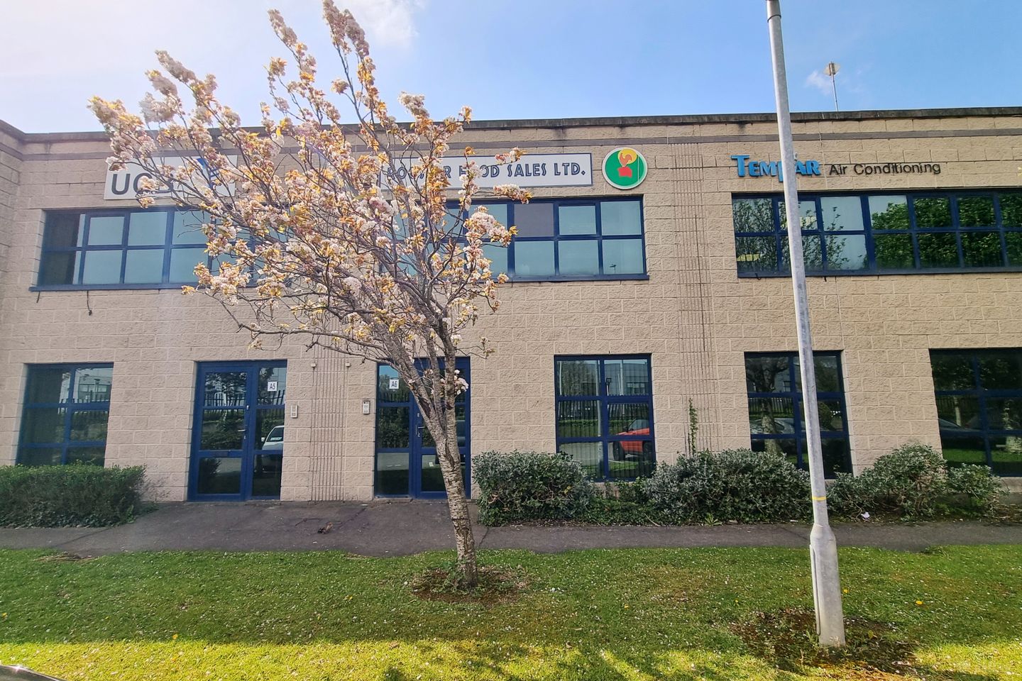 Rooster Food Sales Ltd., Riverview Business Park, Nangor Road, Dublin 12, D12EF80