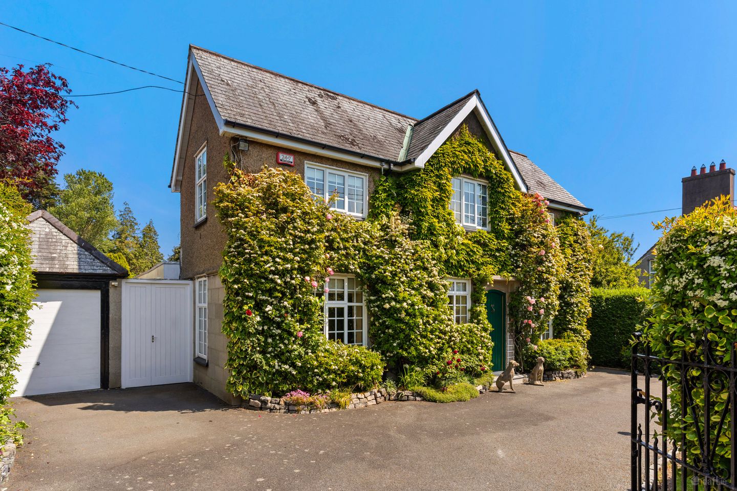 Woodview, Gordon Avenue, Dublin 18, D18N7Y0