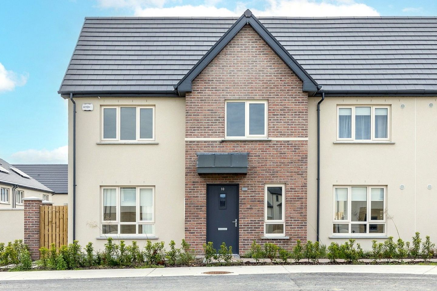 10 The Rise, Kilmartin Grove, Hollystown, Dublin 15, D15WKN1
