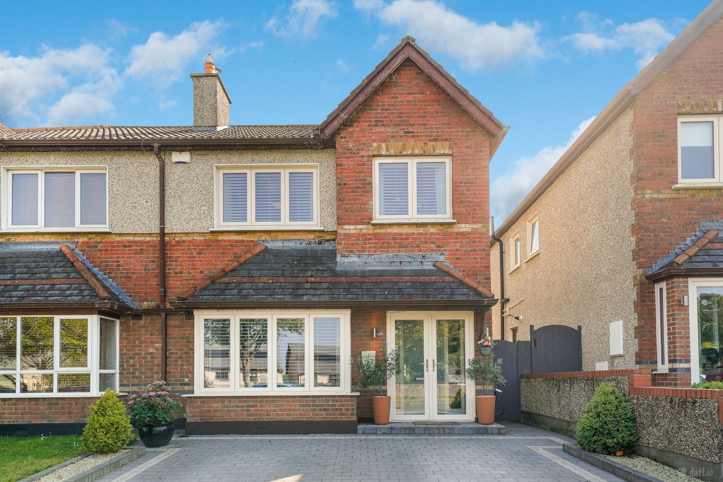 11 Ellensborough Lawn, Kiltipper, Dublin 24