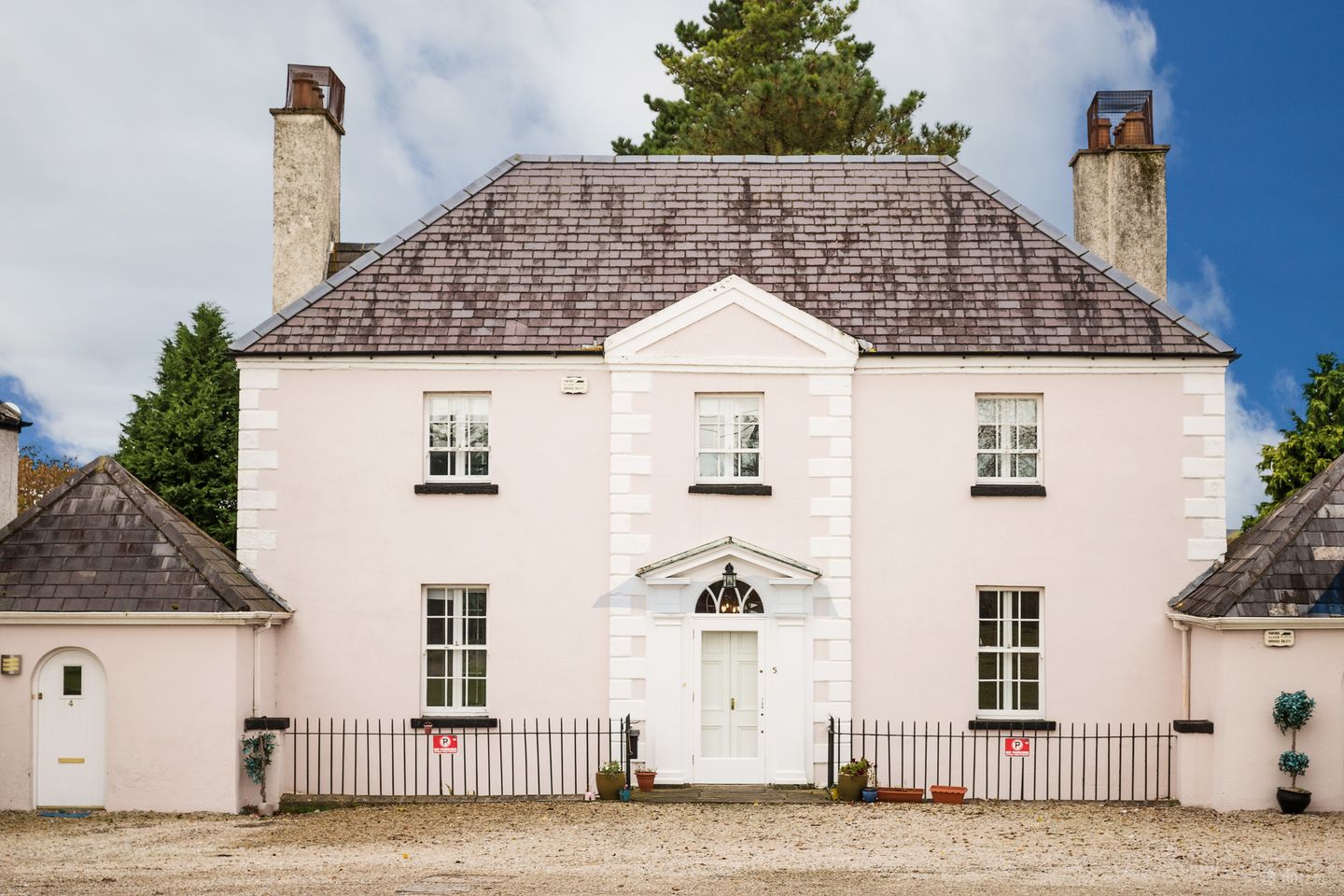 5 Newtown Hill, Captains Hill, Leixlip, Co. Kildare