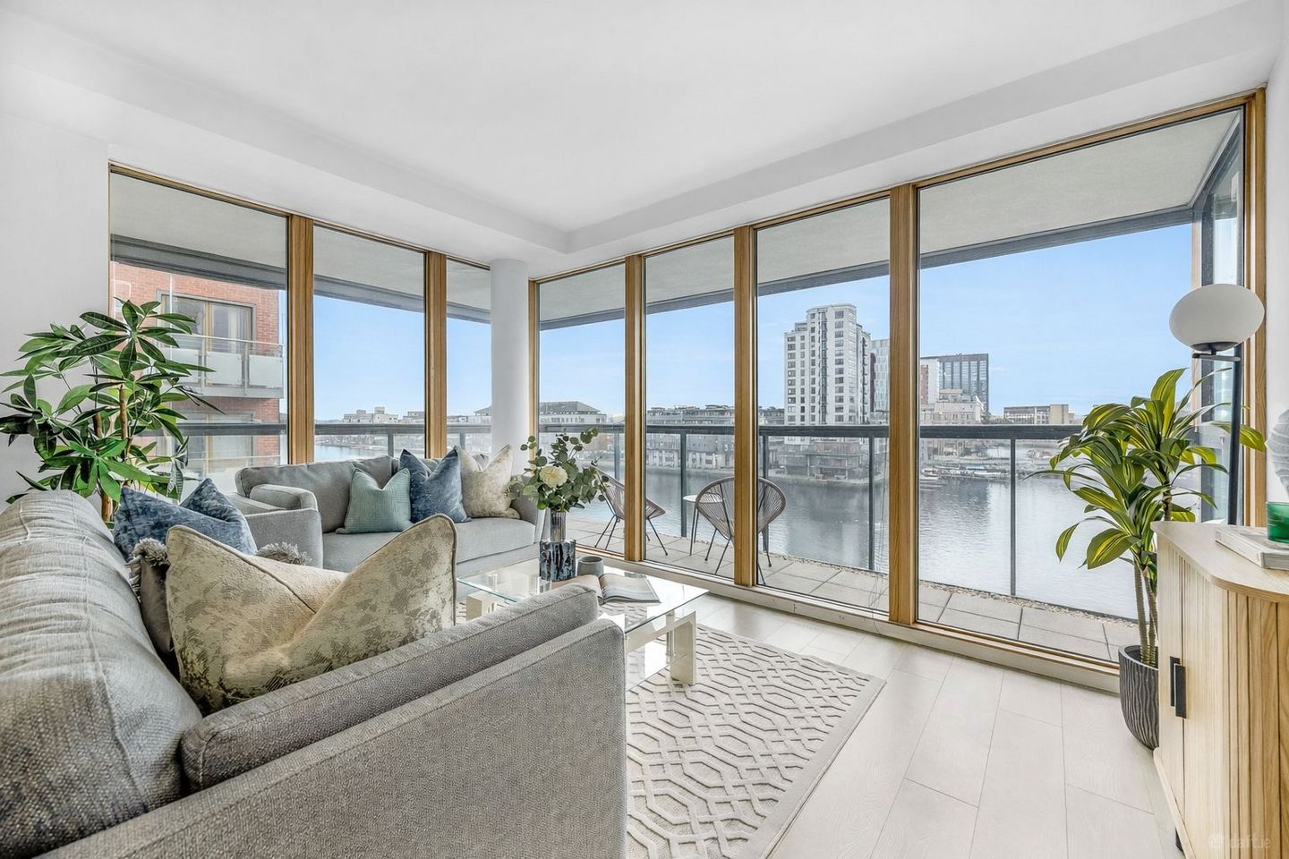 7 Hanover Dock, Grand Canal Dock, Dublin 2, D02AY62