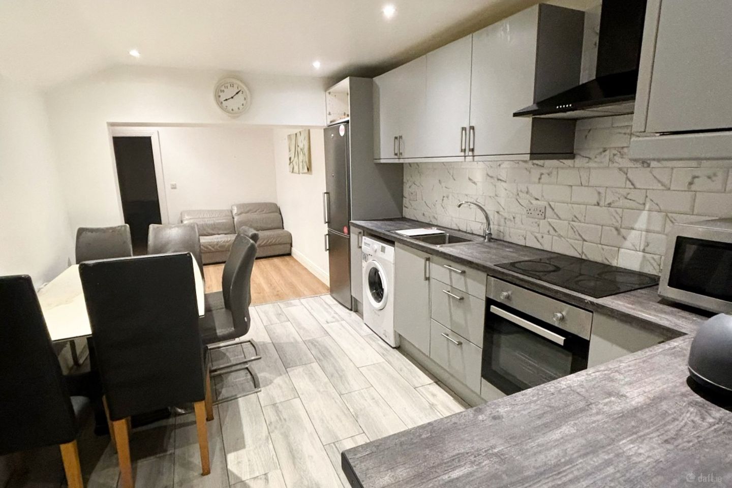 Apartment 3, Rosslea Studio, 5 Waverley Terrace, A, Bray, Co. Wicklow