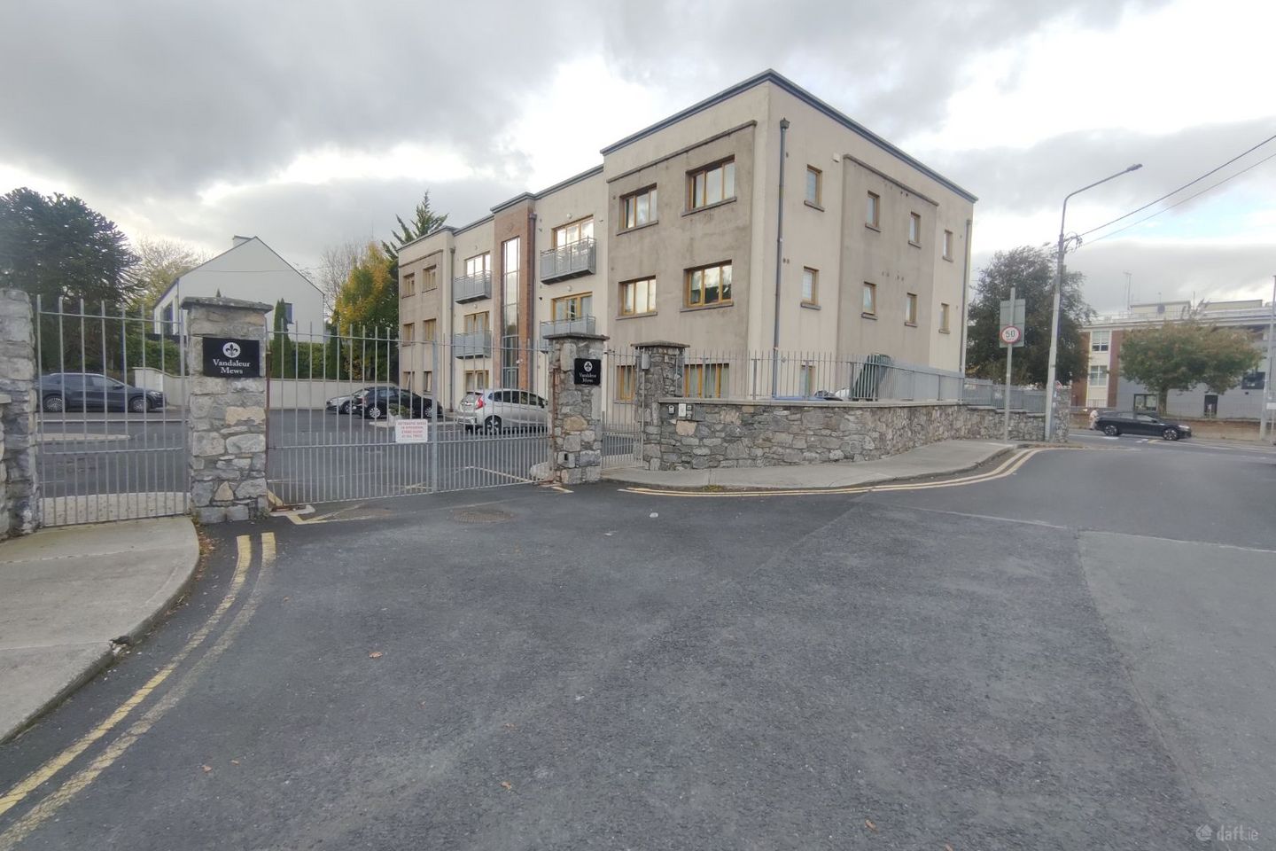 Vandeleur Mews, Ennis Road, Co. Limerick