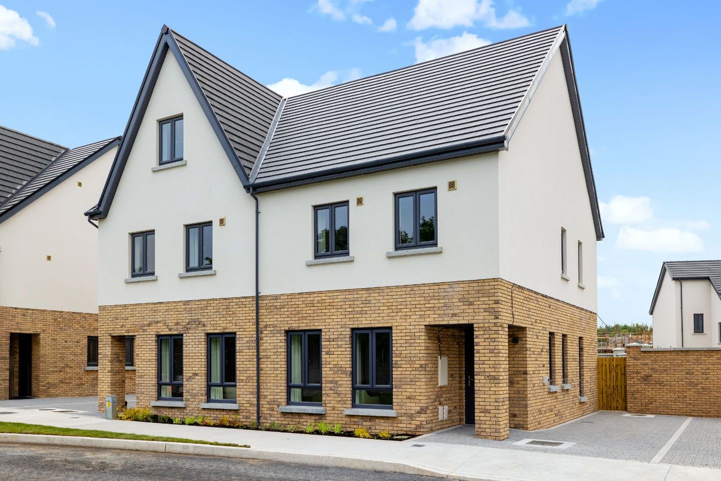 House Type E , Páirc Na Manach, The Grove, Newbridge, Co. Kildare