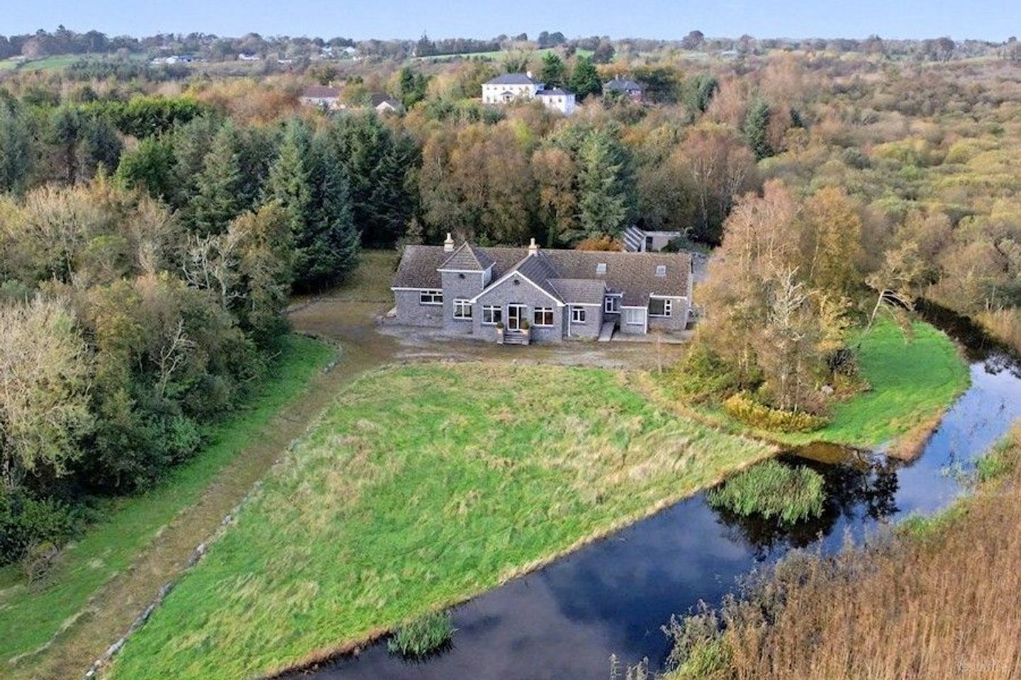 Derry Quay Lodge, Ballymagibbon South, Cross, Cross, Co. Mayo, F12VY04