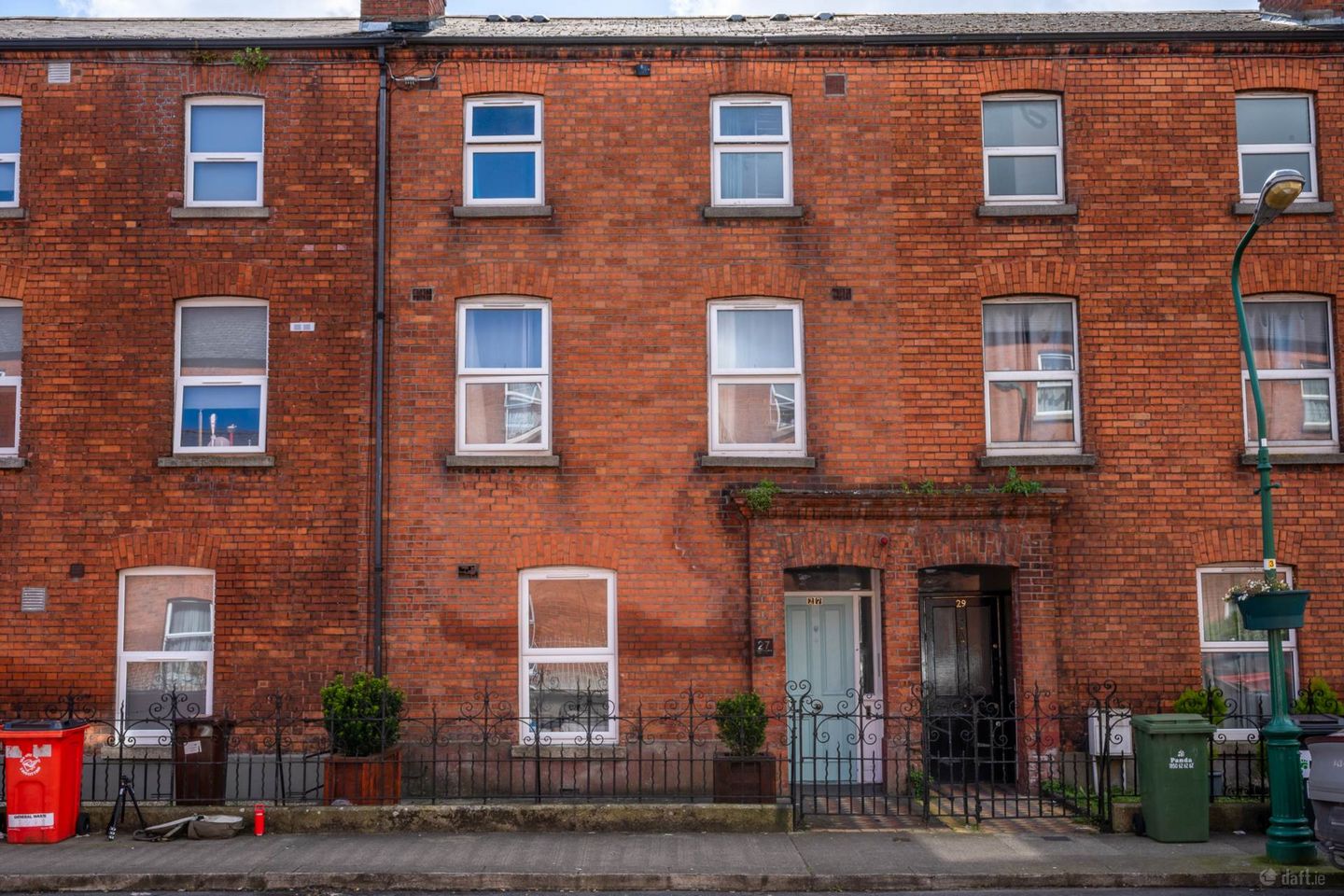 27 Cabra Park, Phibsborough, Dublin 7, Co. Dublin, D07NW01