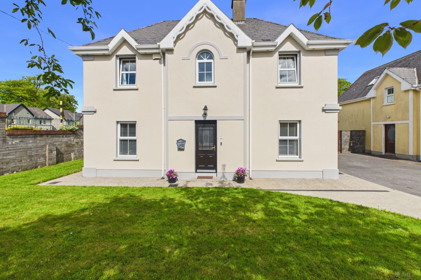 1 Powerscourt, Tulla, Co Clare, V95F409