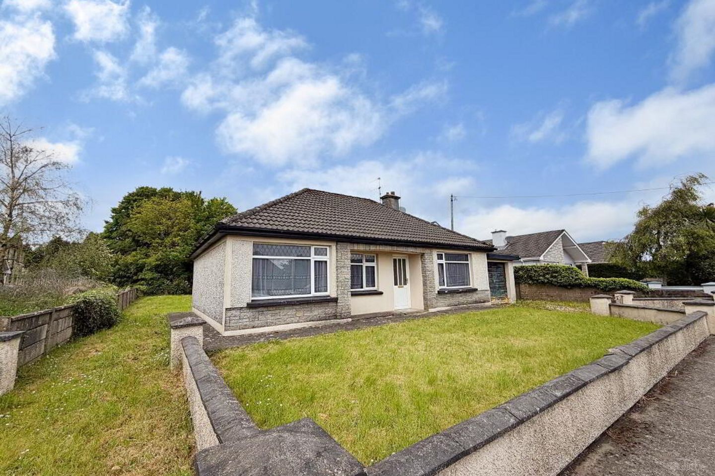 Old Cork Road, Charleville, Co. Cork, P56X450