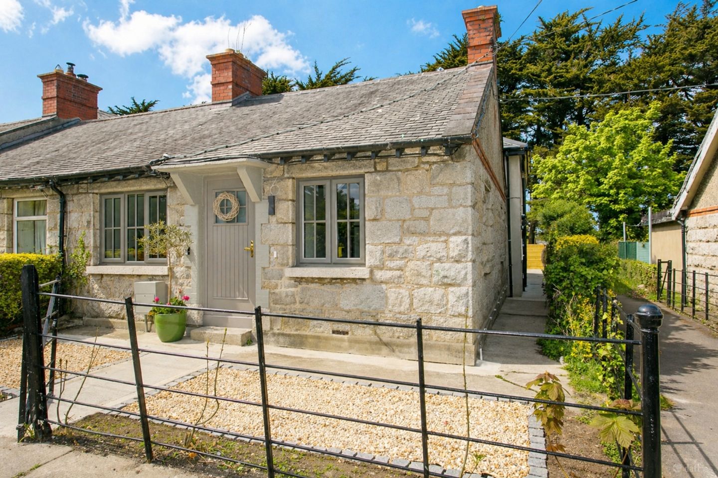 14 Drummartin Terrace, Goatstown, Dublin 14, D14X582