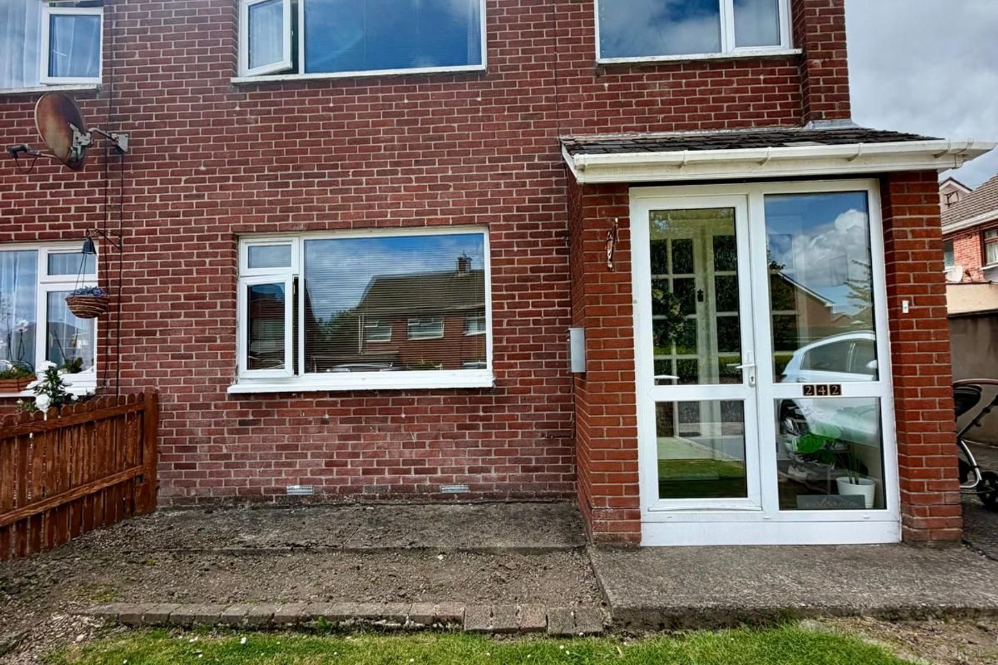 242 Glenwood, Dundalk, Co. Louth, A91R3W9