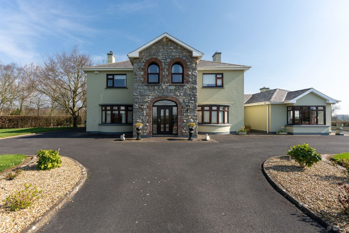 Lakelands, Blossomhill, Rathkeale, Co. Limerick, V94A0XD