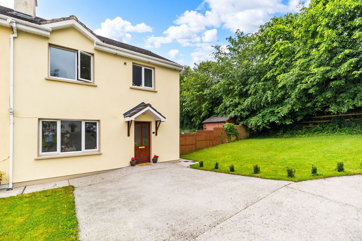 16 Cois Cille, Conna, Co. Cork, P51AK15