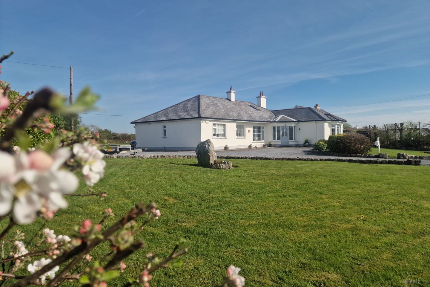 L'Chaim, Cnocán An Bhodaigh, Furbo, Co. Galway, H91A3VK
