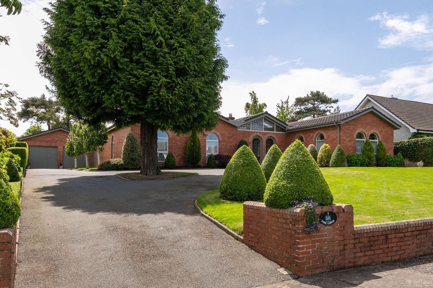 Pine Lodge, 7 Mount Alton, Knocklyon, Dublin 16, D16X9W6