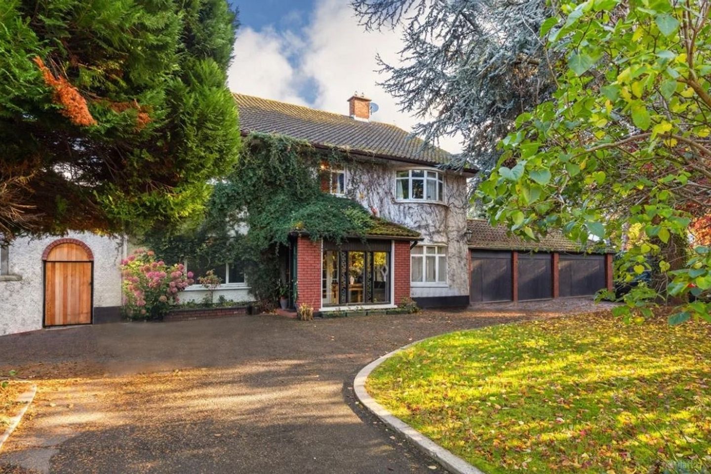 Fonthill House, 19 Fonthill Abbey, Ballyboden Road, Rathfarnham, Dublin 14, D14E8F5