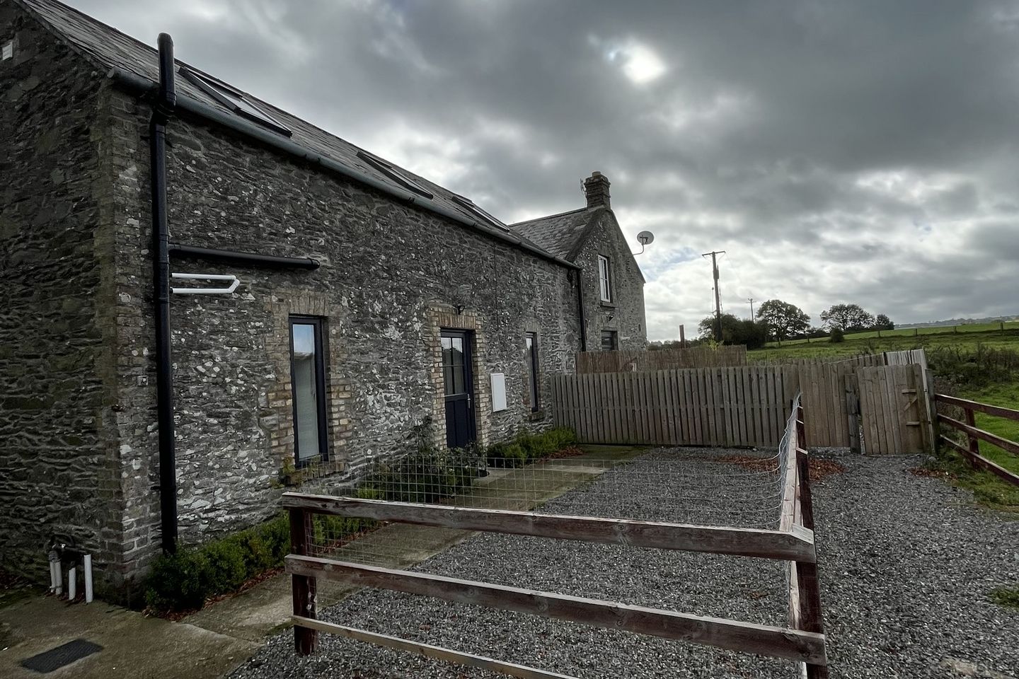 1 The Mews Stonebrook Cottage, Coughlanstown, Ballymore Eustace, Co. Kildare
