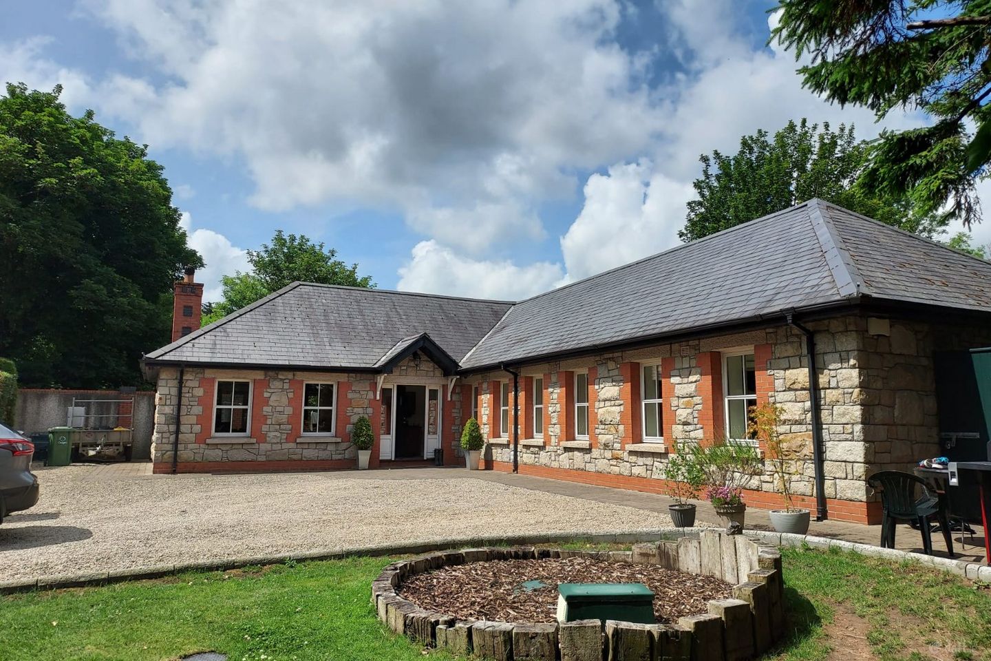 Cruagh Lodge, Cruagh Lane, D16Y602