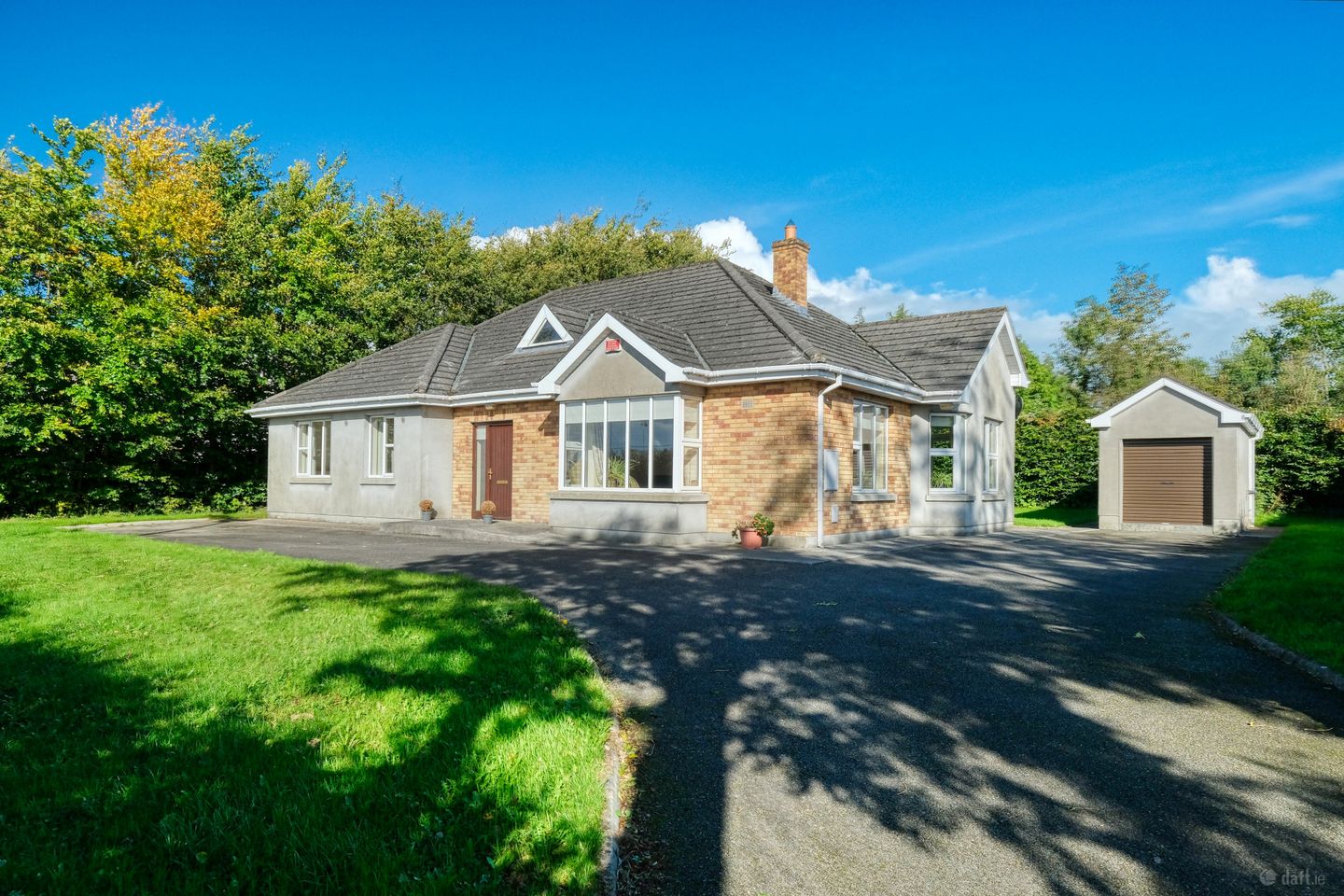2 Tennis Court Lane, Longford, N39 R6X0