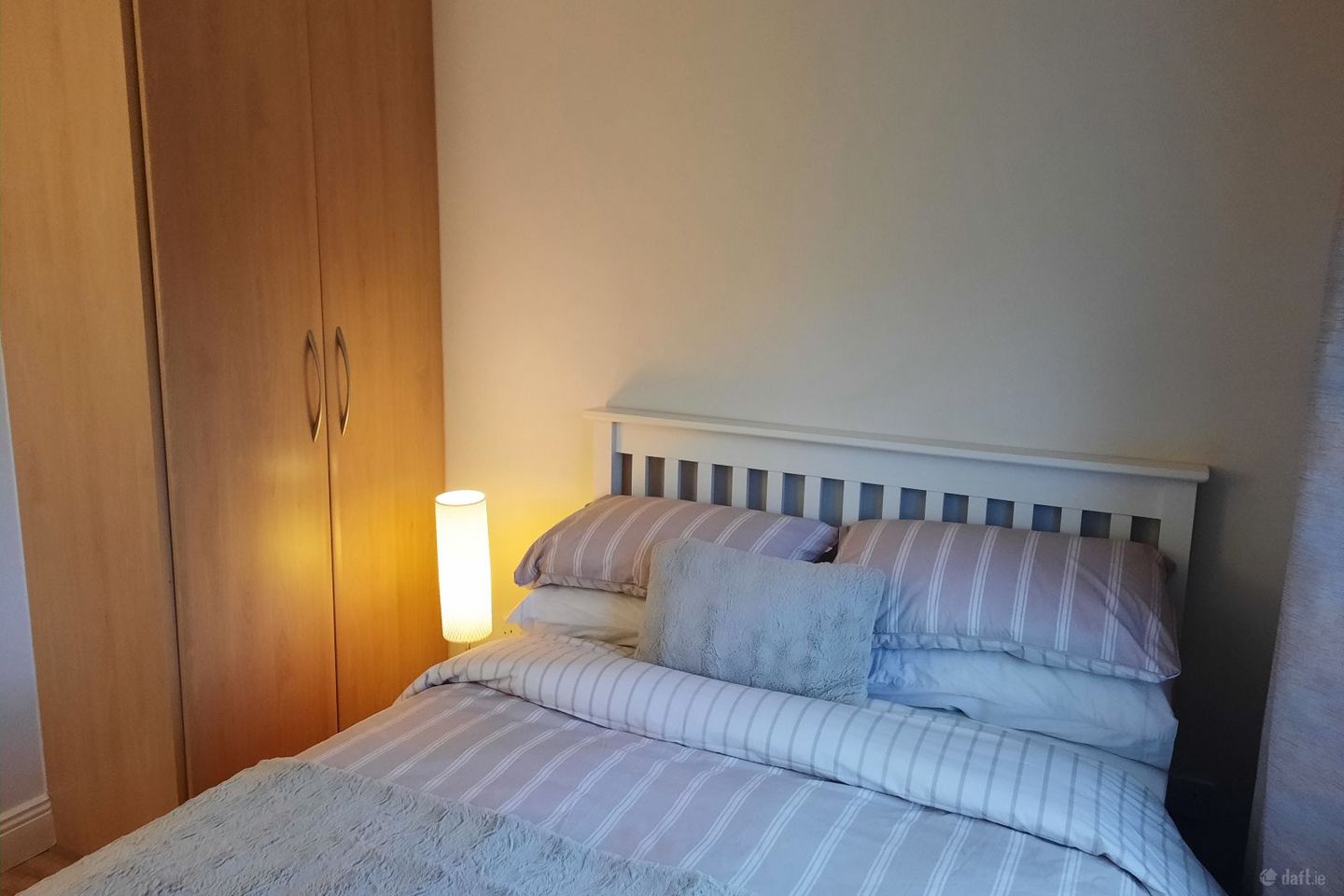 * Sunday - Friday. Weekday rental. Tulla Road, Ennis, Co. Clare