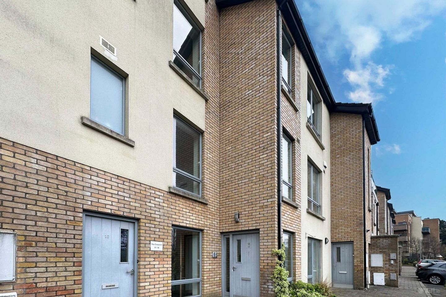 17 The Crescent, Carrickmines Green, Carrickmines, Dublin 18, D18PK60