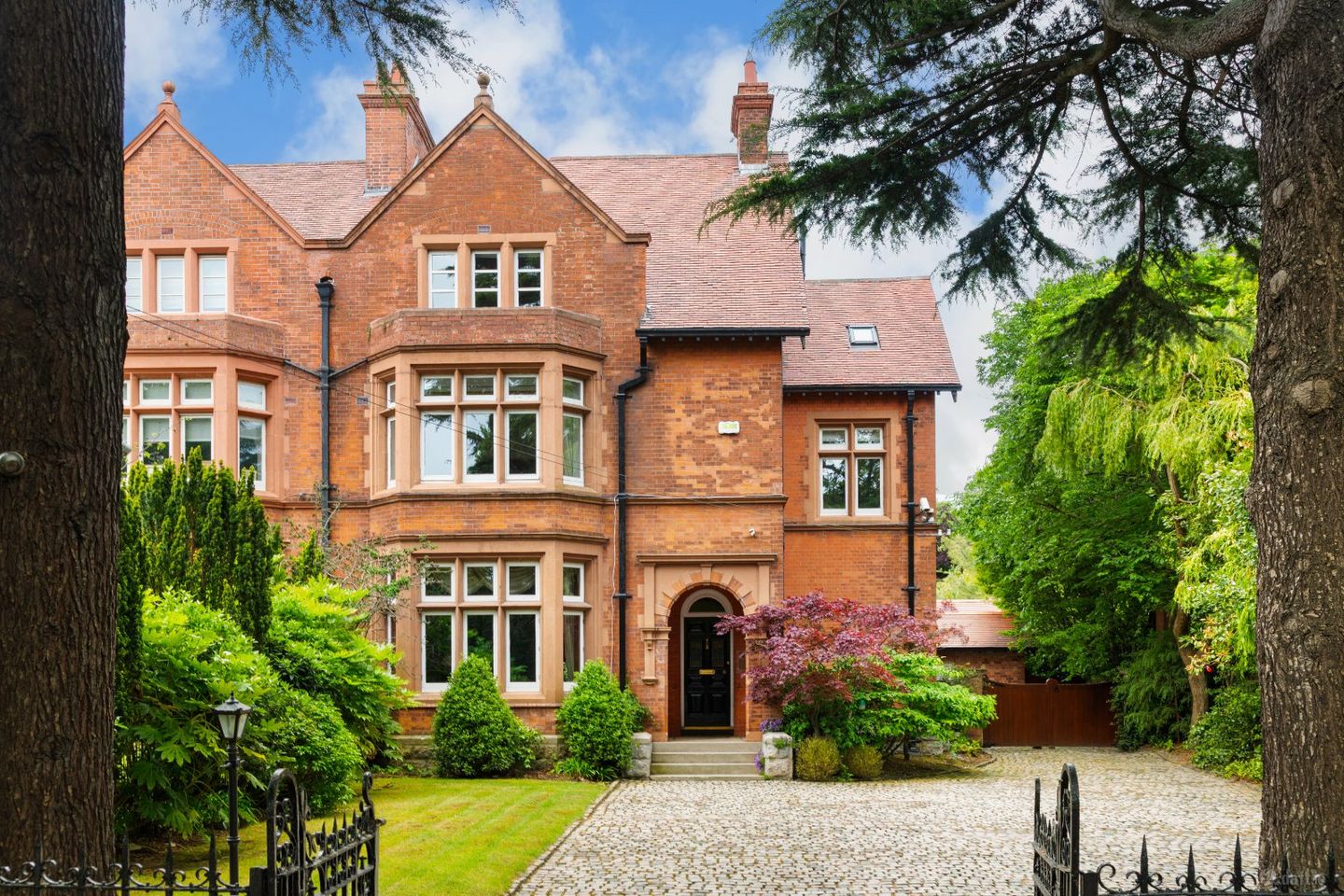 6 Shrewsbury Road, Ballsbridge, Dublin 4, D04V3W4