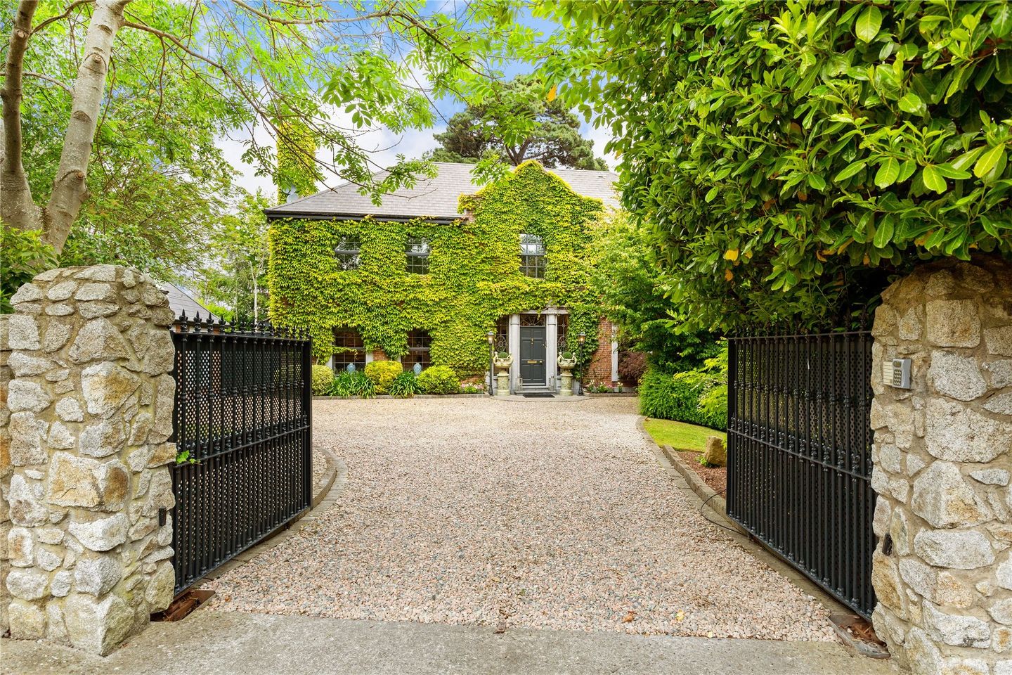 4 Avoca Wood, Blackrock, Co. Dublin, A94XP95